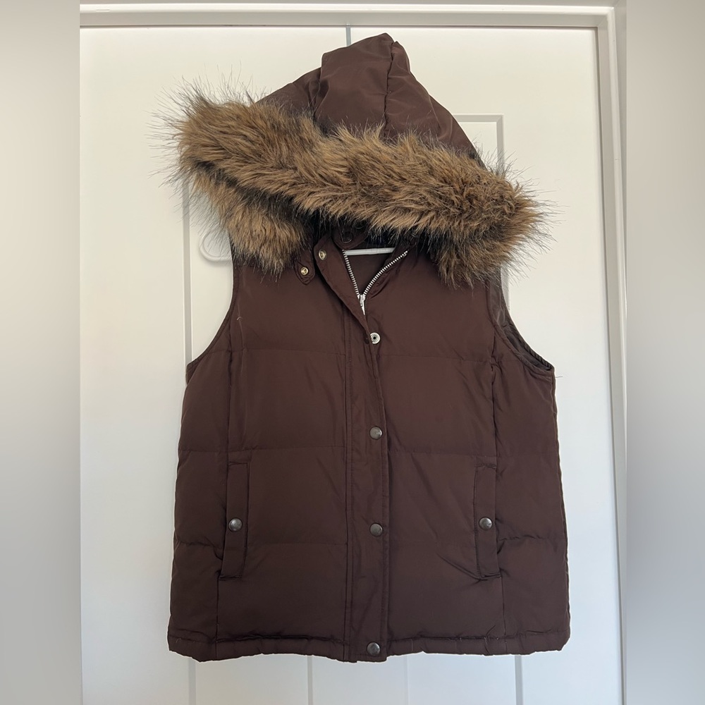 Gap Puffy Vest  |  Faux Fur Hood
